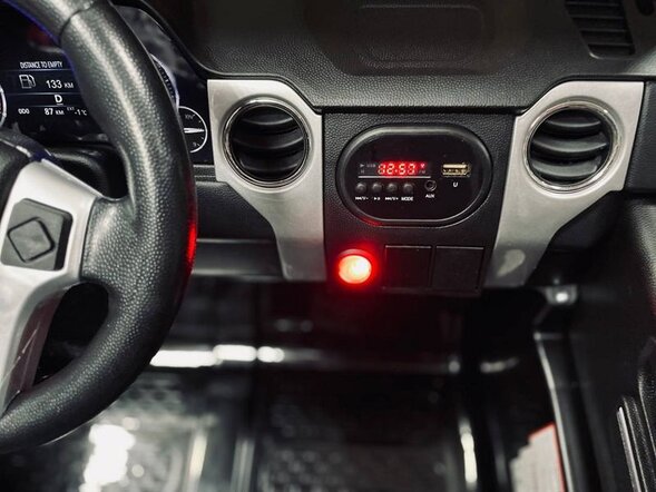 Детский электромобиль Toyota Tundra Mini (JJ2266) Лицензия